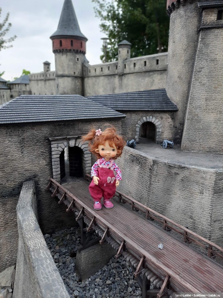 Тяжело ли быть фотографом экскурсовода (Ния в Музее миниатюр) продолжение (фото 8)