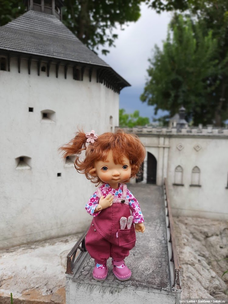 Тяжело ли быть фотографом экскурсовода (Ния в Музее миниатюр) продолжение