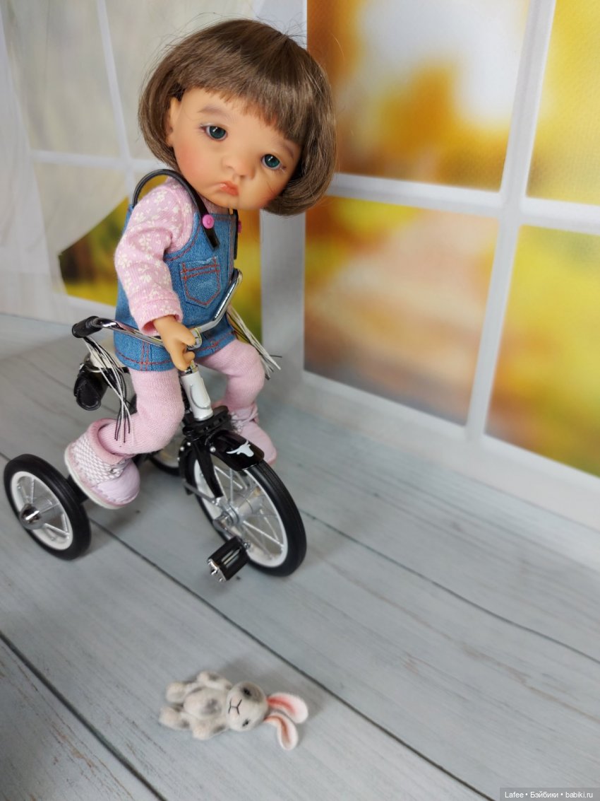 «Мим приехал! Или переполох в девчачьем царстве»