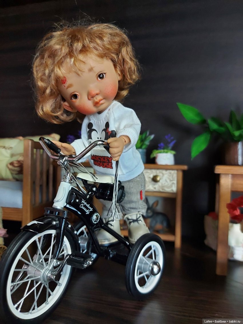 «Мим приехал! Или переполох в девчачьем царстве»