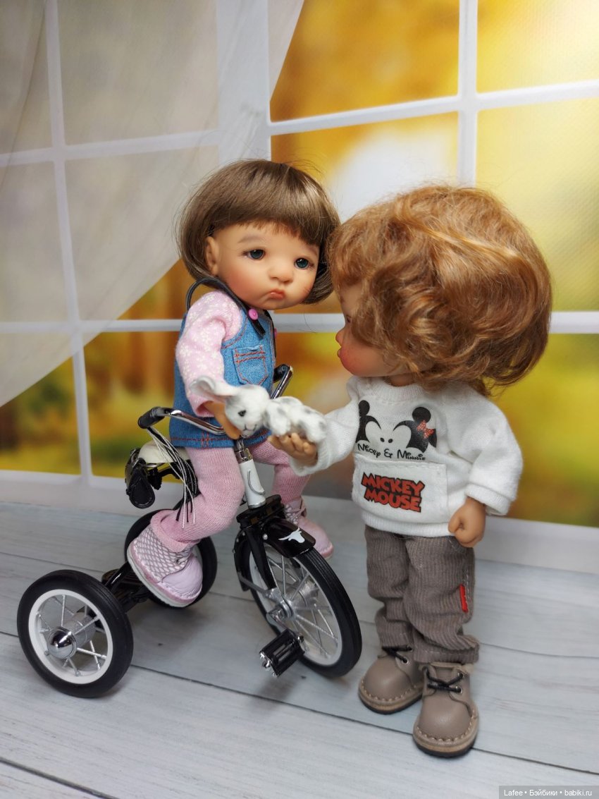 «Мим приехал! Или переполох в девчачьем царстве»