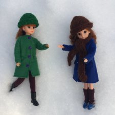 Четыре зимних пальто по одной выкройке