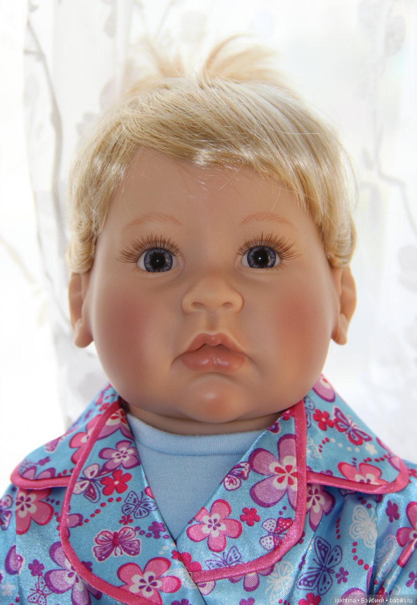 Смешная девчонка. Длинный-предлинный рассказ о куклах «Ballet Class», «Hop Scotch», «Butterfly Dreamer», «Petals & Posies» и