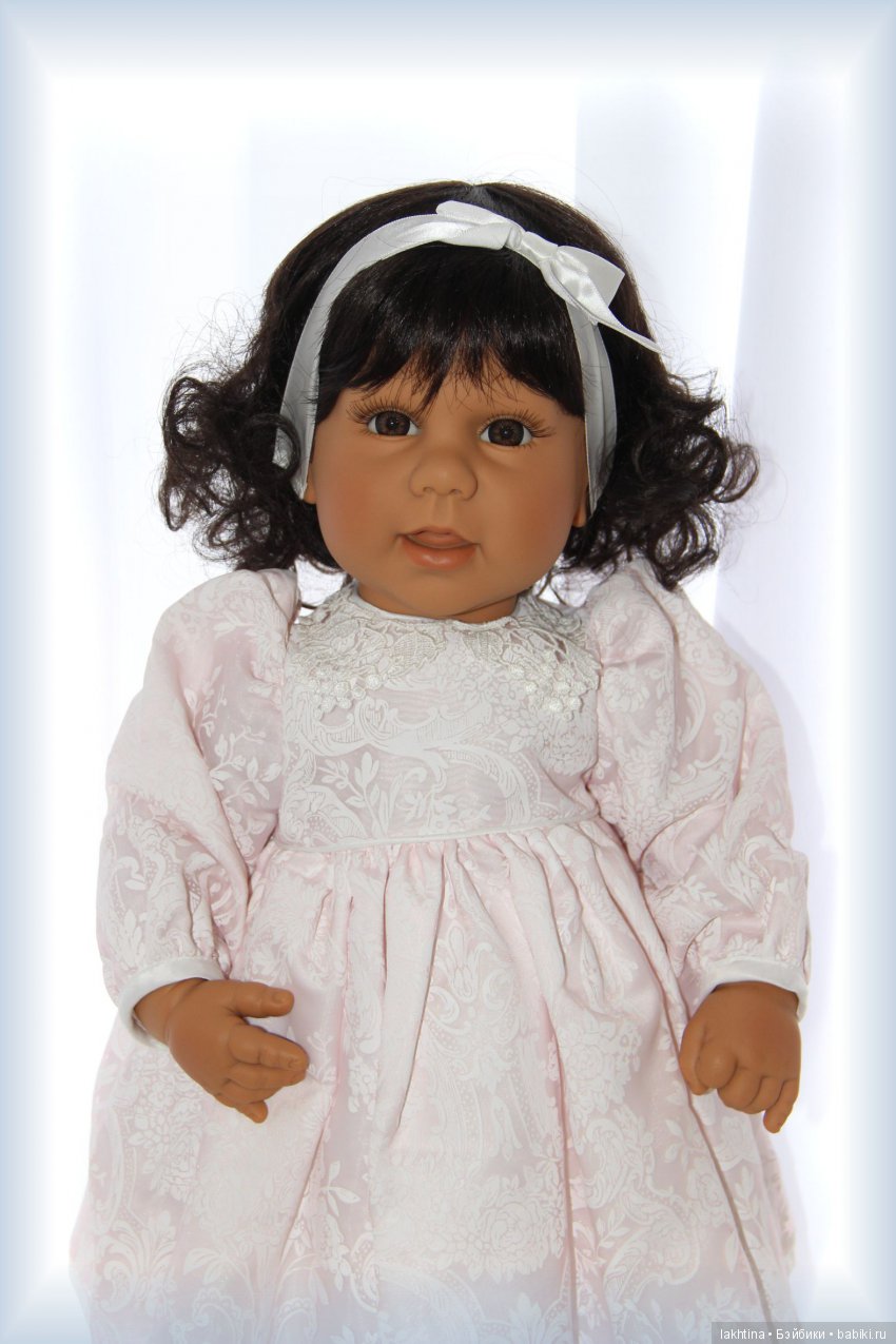 Похожие и разные. Куклы Lee Middleton "Classic Charm", "Pink Fantasy" и другие