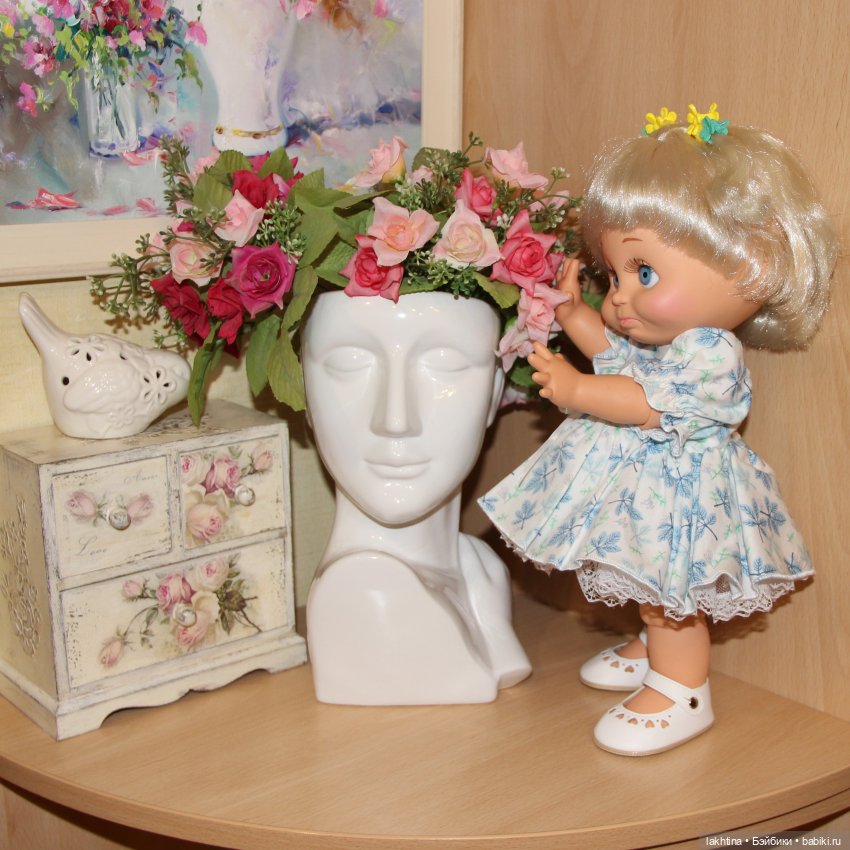 Часть третья, незаключительная. Сарочка знакомится с домом и его обитателями