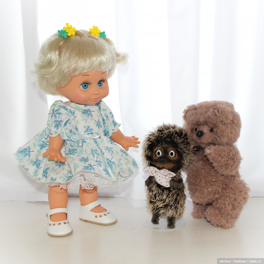 Часть третья, незаключительная. Сарочка знакомится с домом и его обитателями