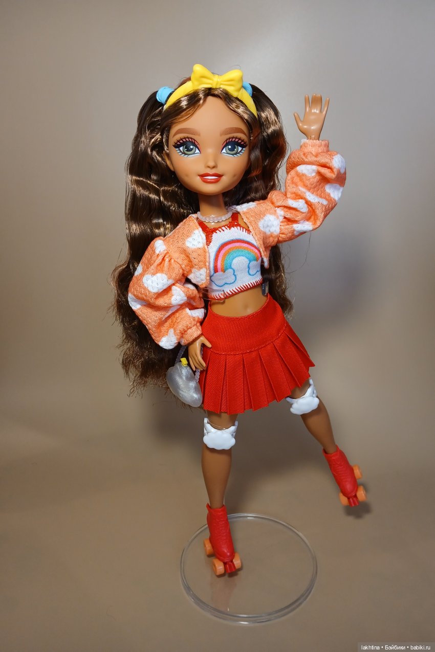 Обзор кукол Barbie dream besties. Часть первая Вечеринка на роликах