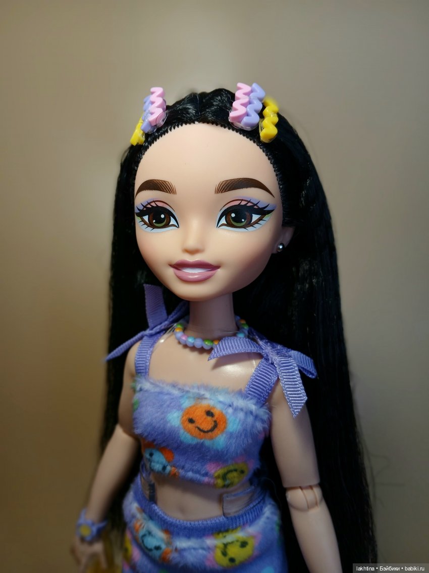 Обзор кукол Barbie dream besties. Часть первая Вечеринка на роликах