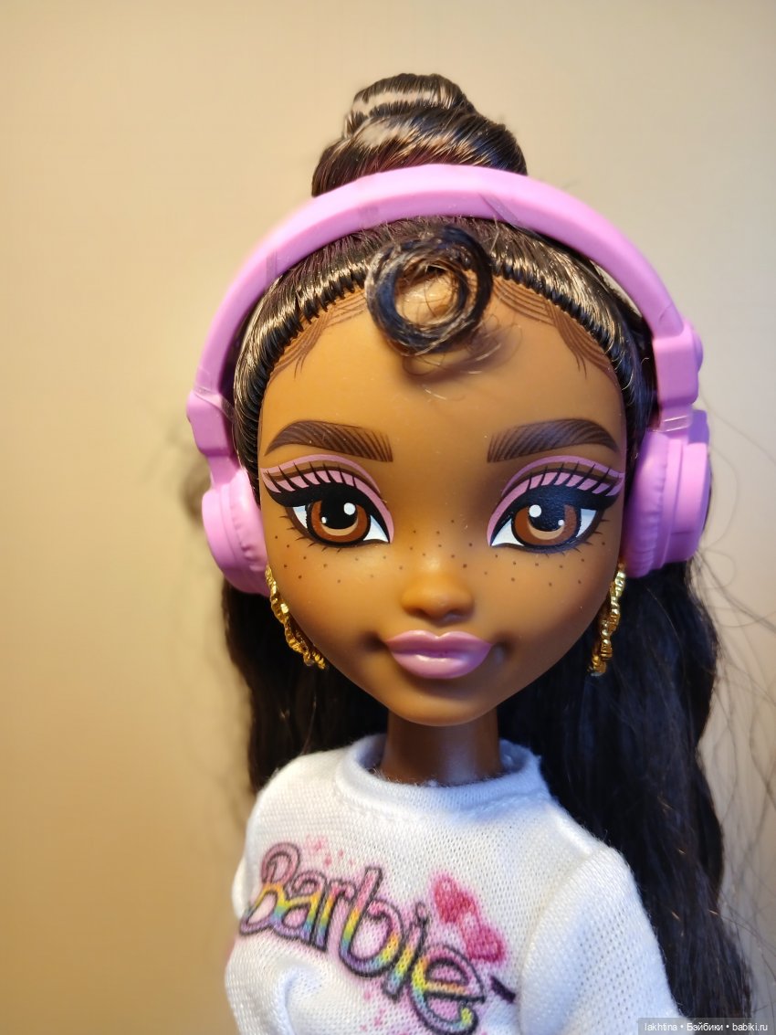 Обзор кукол Barbie dream besties. Часть первая Вечеринка на роликах