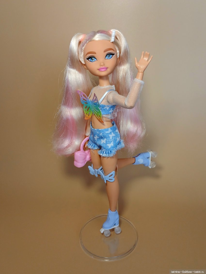 Обзор кукол Barbie dream besties. Часть первая Вечеринка на роликах