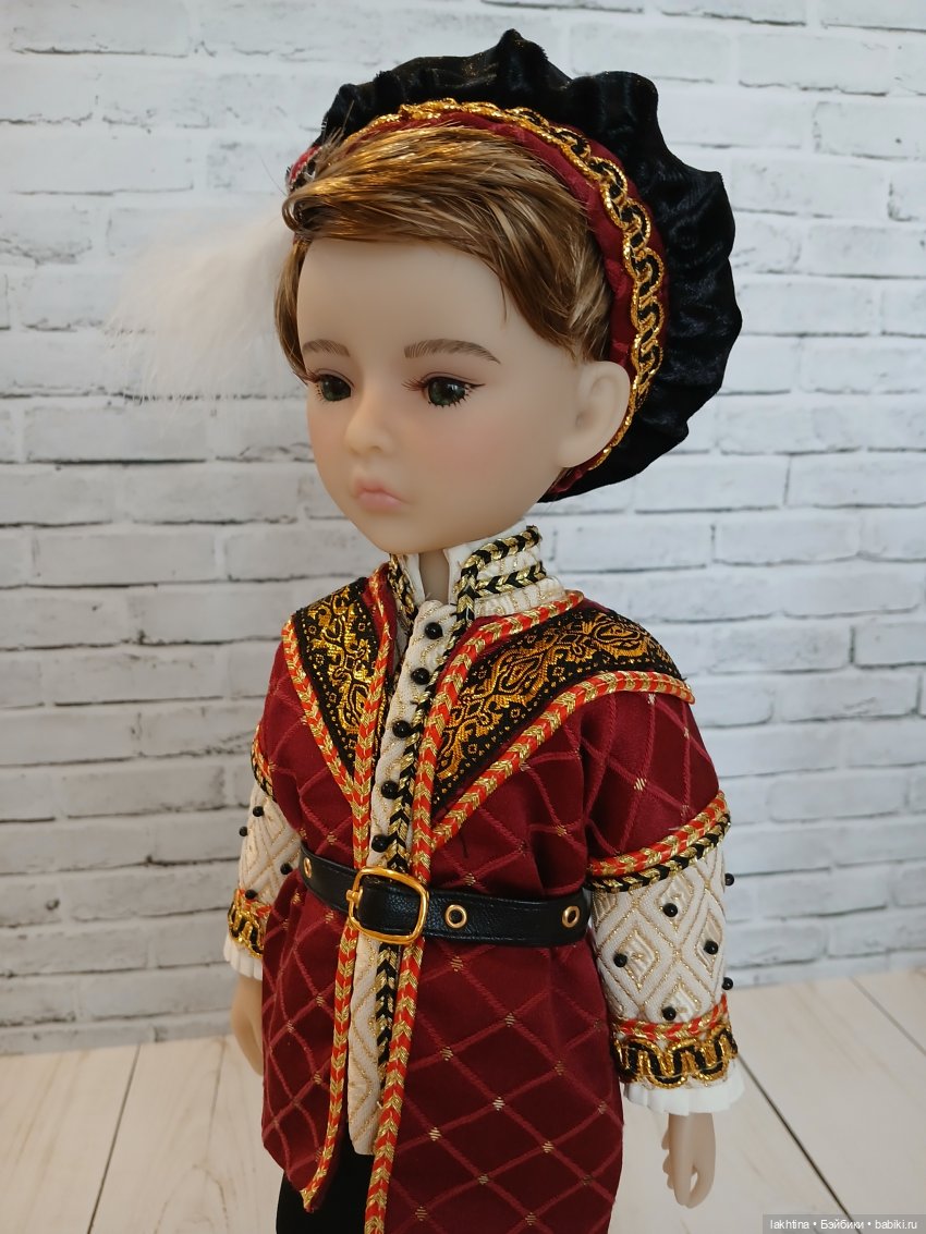 Высшее общество от Руби Ред