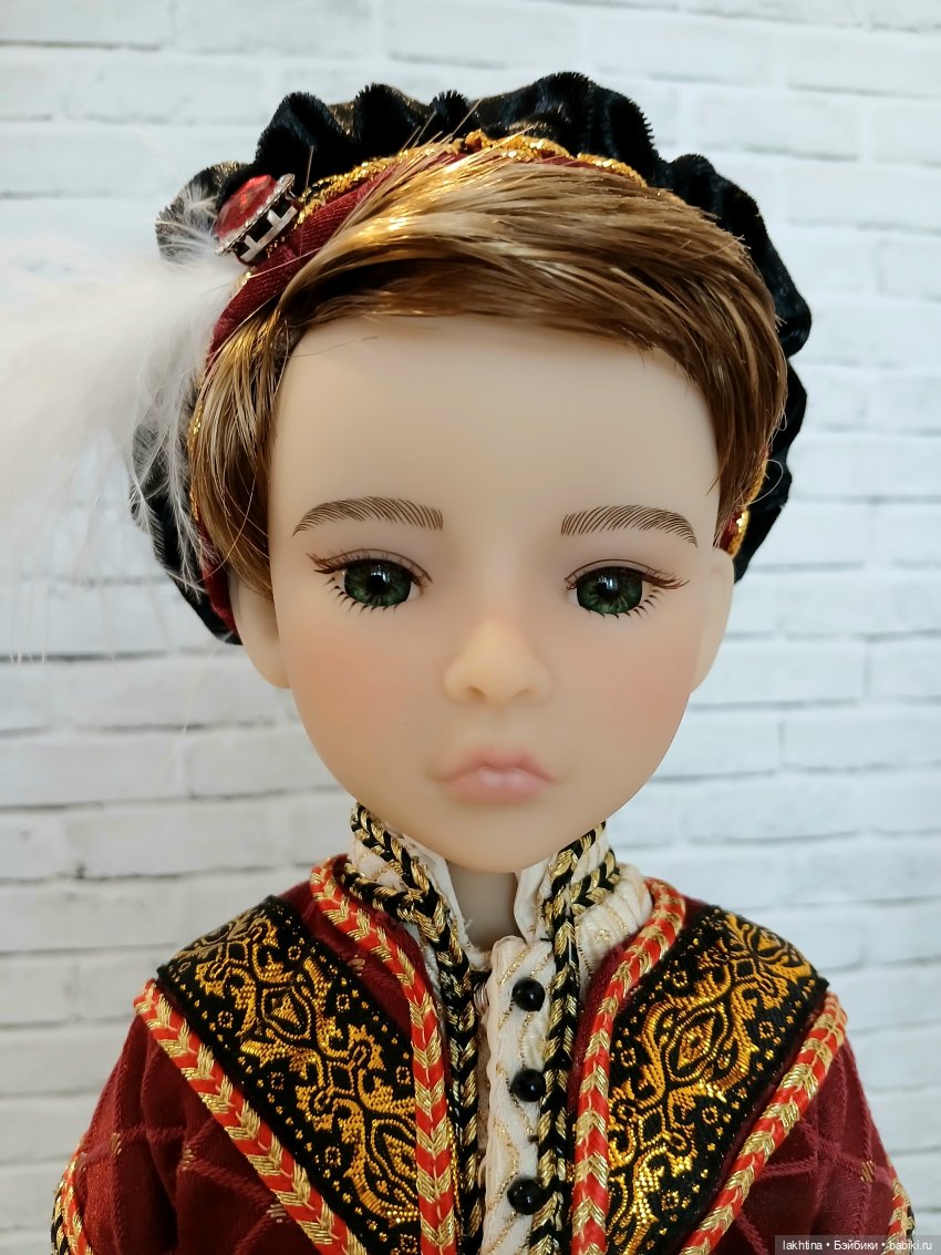 Высшее общество от Руби Ред