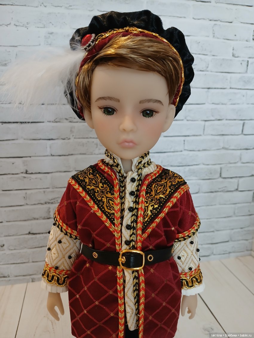 Высшее общество от Руби Ред