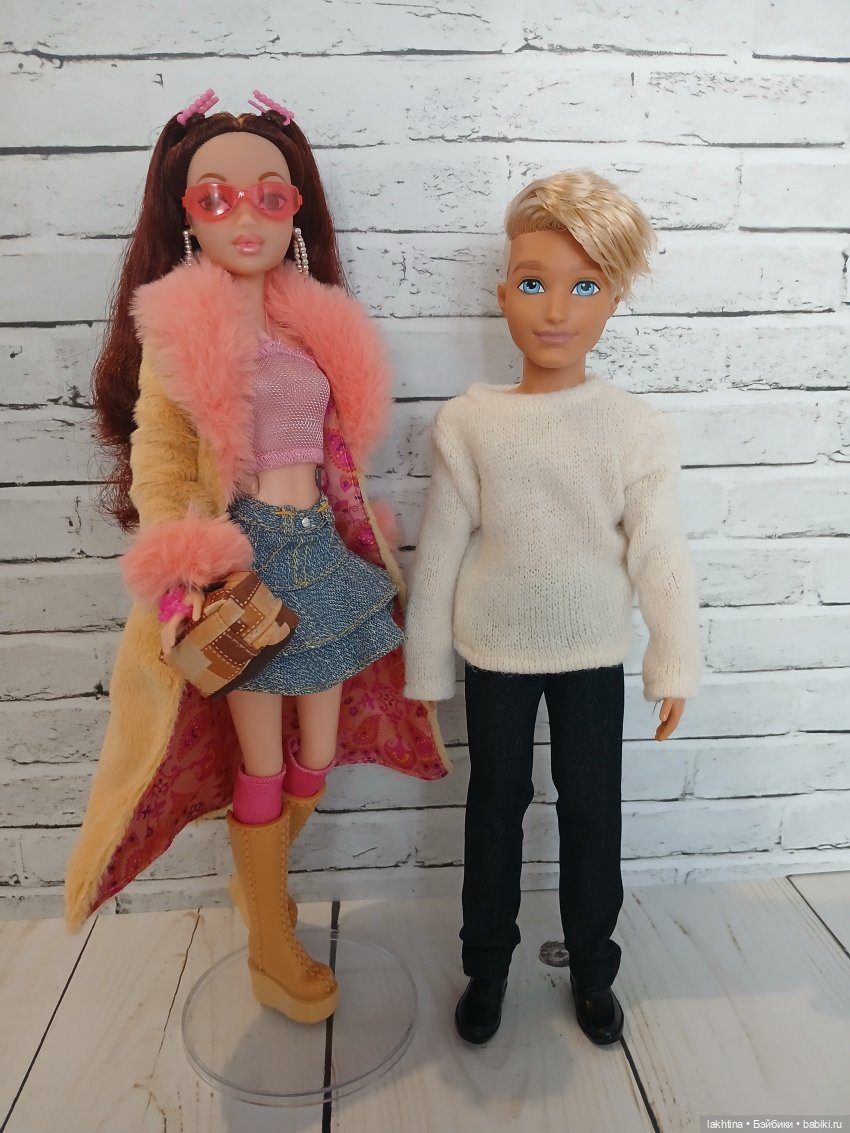 Кен из компании Barbie dream besties и две Рене