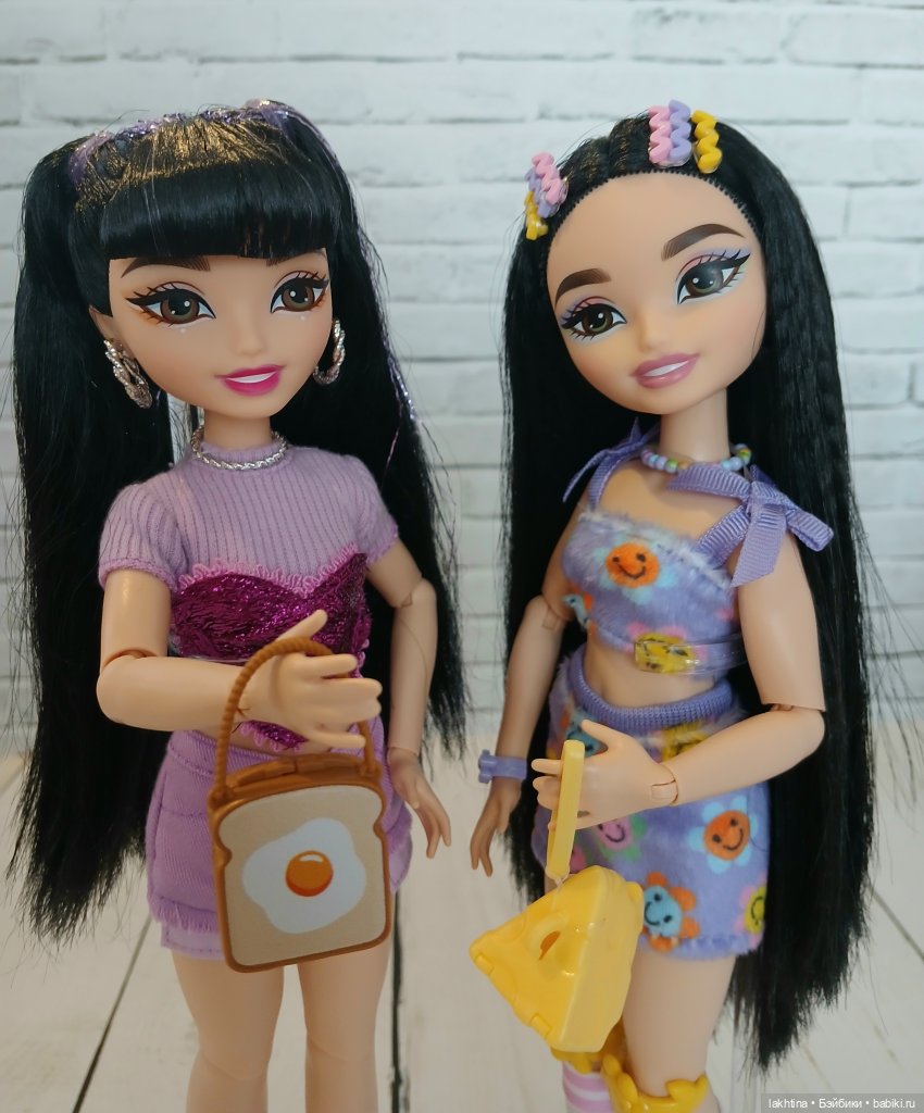 Кен из компании Barbie dream besties и две Рене