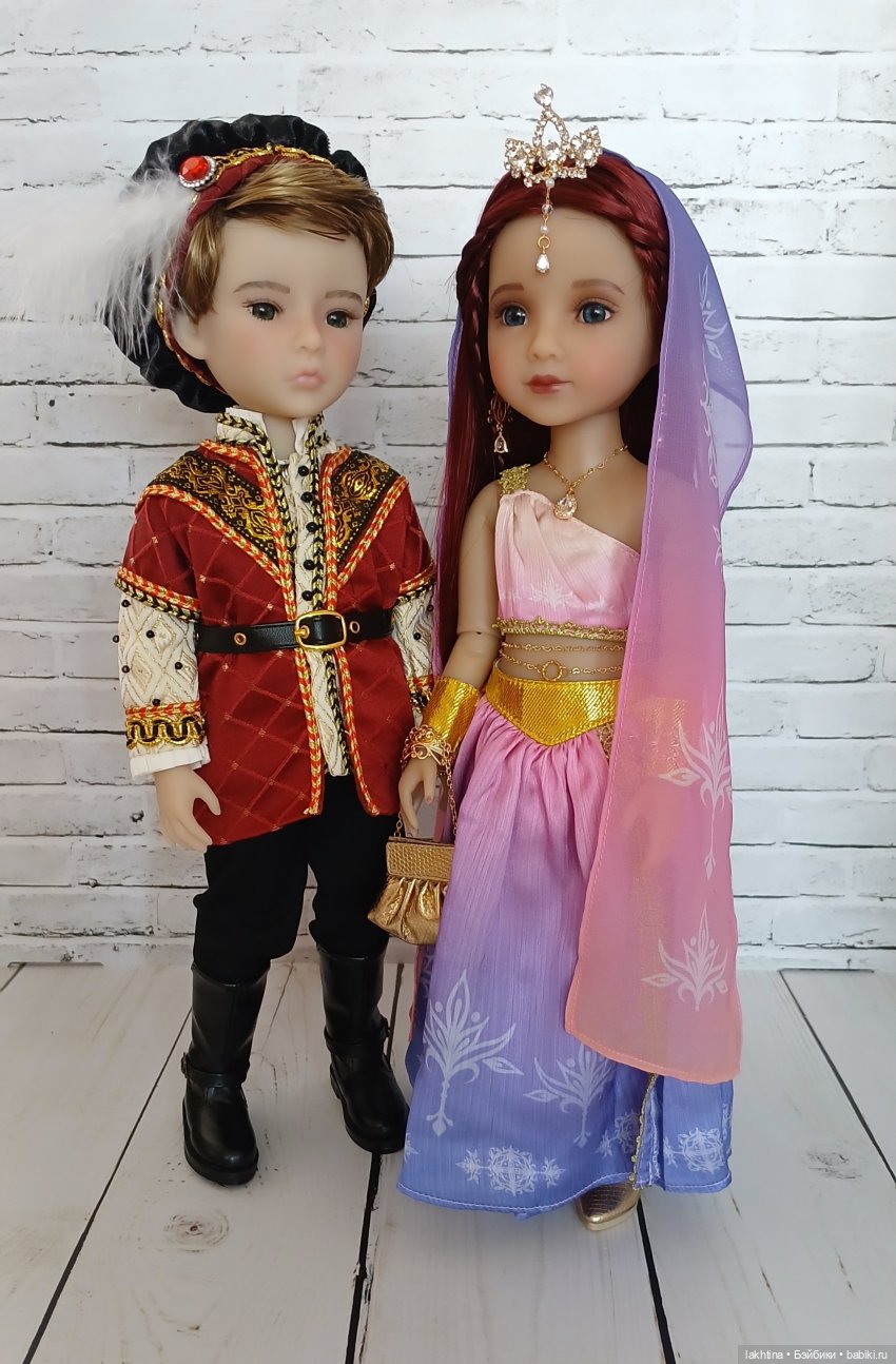 Зачарованные Руби Ред — Куклы Ruby Red (Руби Ред) Fashion Friends: Siblies