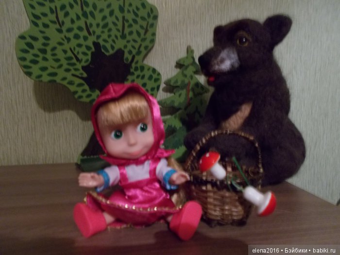 Очередная Машенька — Куклы Маша и Медведь (Simba): Маша в кармашке (фото 2)