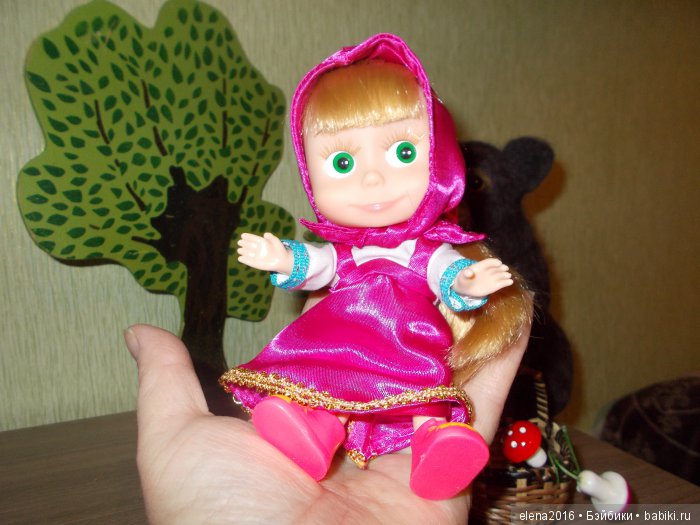 Очередная Машенька — Куклы Маша и Медведь (Simba): Маша в кармашке (фото 3)