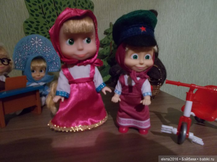 Очередная Машенька — Куклы Маша и Медведь (Simba): Маша в кармашке (фото 5)