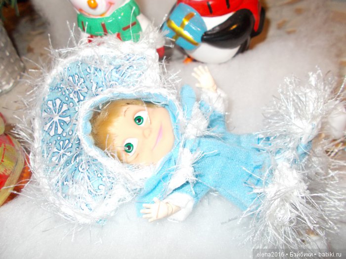 Снегурочка Машка — Куклы Маша и Медведь (Simba): Маша в кармашке (фото 8)