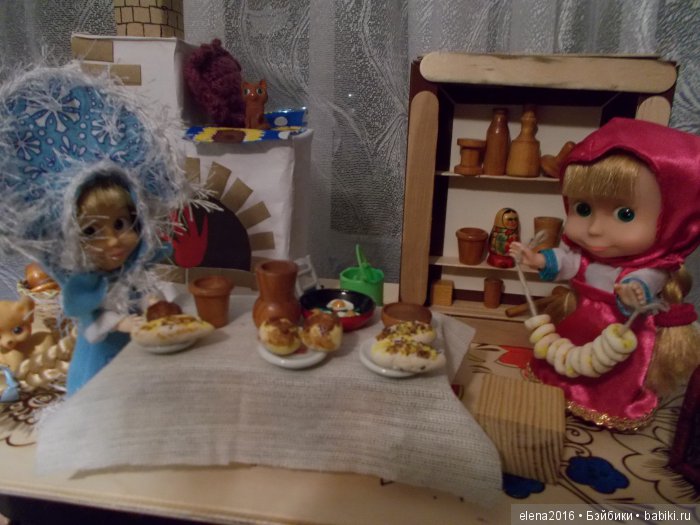 Снегурочка Машка — Куклы Маша и Медведь (Simba): Маша в кармашке (фото 3)