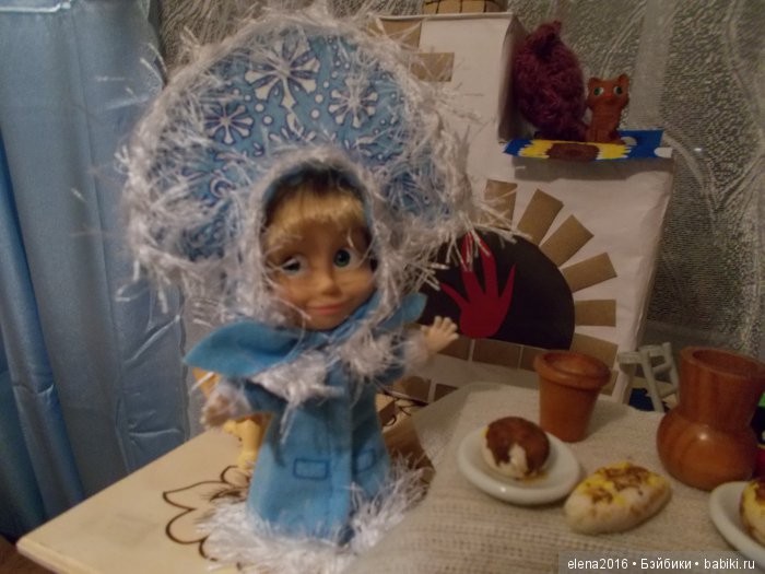 Снегурочка Машка — Куклы Маша и Медведь (Simba): Маша в кармашке (фото 5)