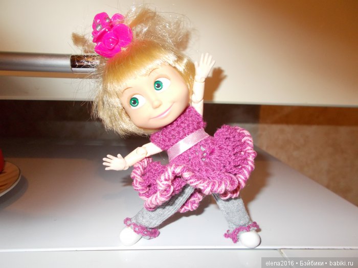 Егоза — Куклы Маша и Медведь (Simba): Маша в кармашке (фото 2)