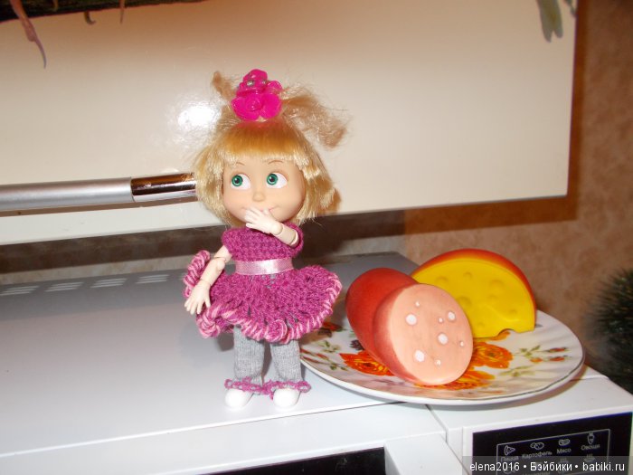 Егоза — Куклы Маша и Медведь (Simba): Маша в кармашке (фото 6)