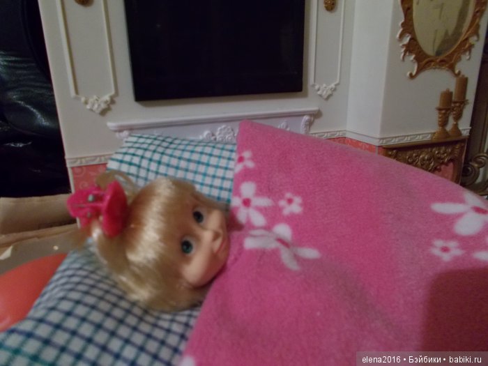 Выходной — Куклы Маша и Медведь (Simba): Маша в кармашке