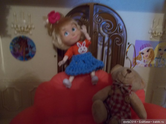 Выходной — Куклы Маша и Медведь (Simba): Маша в кармашке