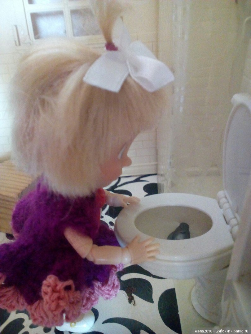 На волю рыбку выпускаем — Куклы Маша и Медведь (Simba): Маша в кармашке (фото 5)