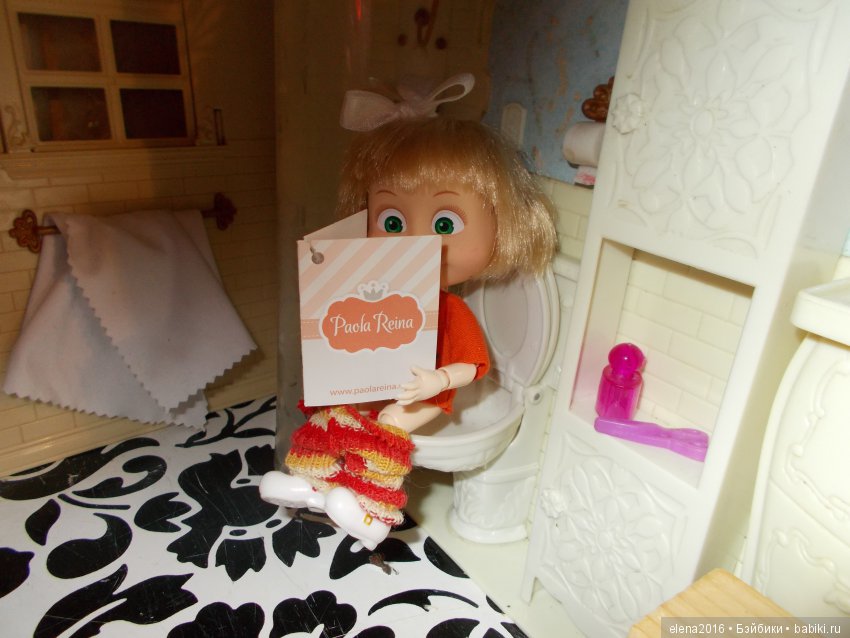 На волю рыбку выпускаем — Куклы Маша и Медведь (Simba): Маша в кармашке (фото 9)