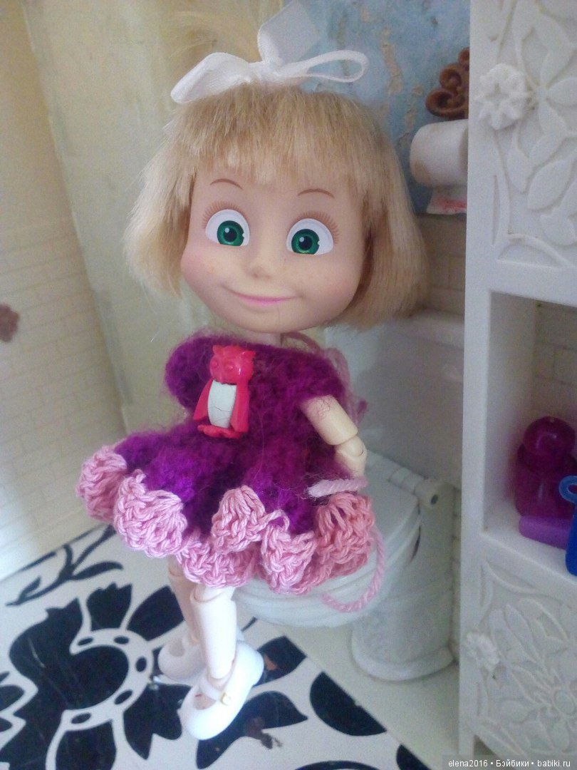 На волю рыбку выпускаем — Куклы Маша и Медведь (Simba): Маша в кармашке