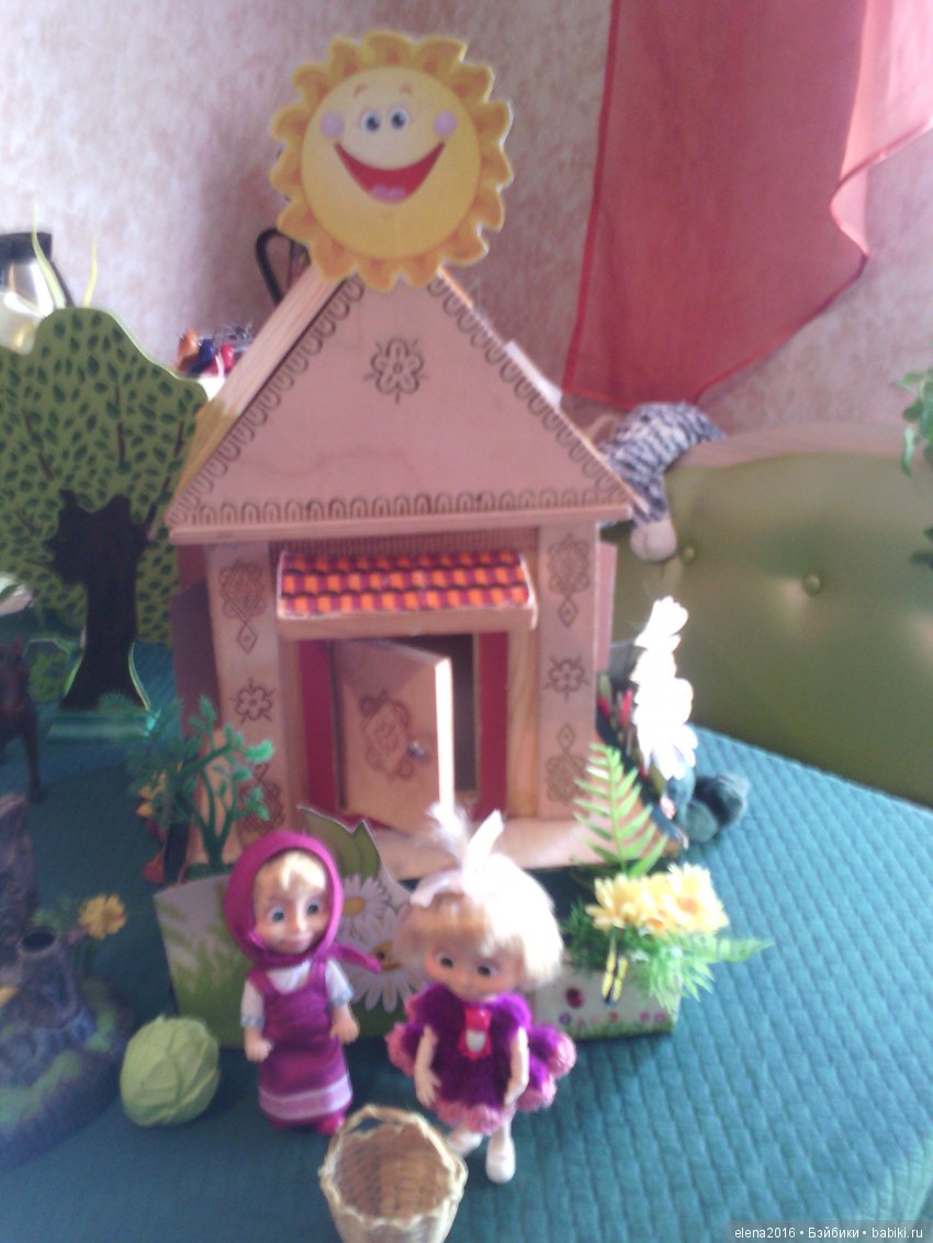 Лето в деревне — Куклы Маша и Медведь (Simba): Маша в кармашке