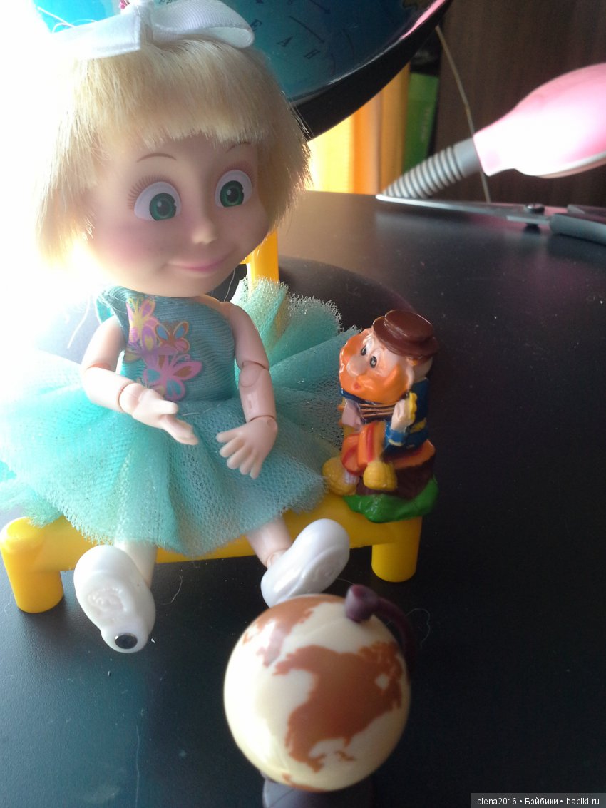 В страну приключений — Куклы Маша и Медведь (Simba): Маша в кармашке