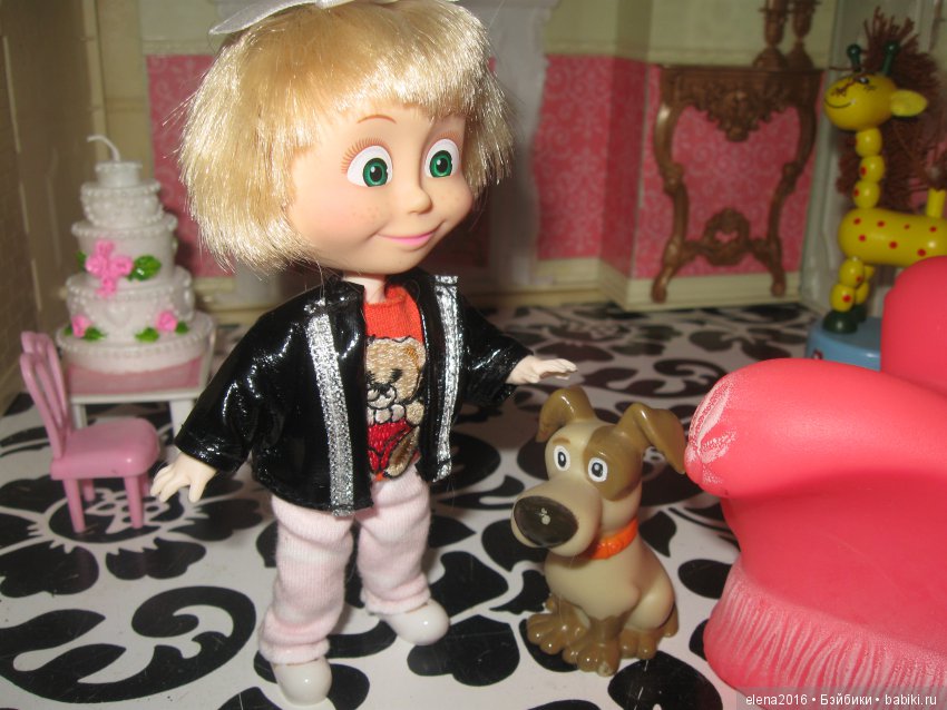 Машенька — Куклы Маша и Медведь (Simba): Маша в кармашке (фото 3)