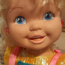 Кукла на роликах