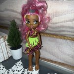 Кукла игровая Cave Club