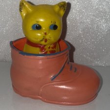 Котенок в башмаке игрушка СССР целлулоид