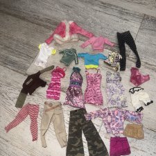 Лот одежды на Барби