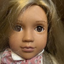 Очень красивая кукла