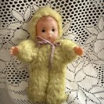 Малыш в меховой шубке