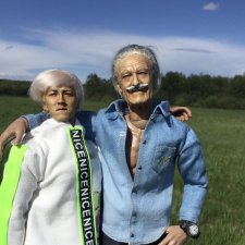 Матвей Сергеевич все ещё в строю!!! Гуляет с ПинкЛау