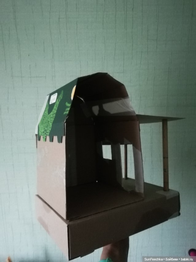 Кукольный дачный домик из коробок