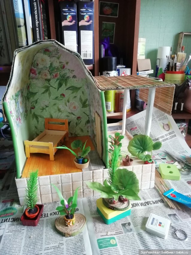 Кукольный дачный домик из коробок