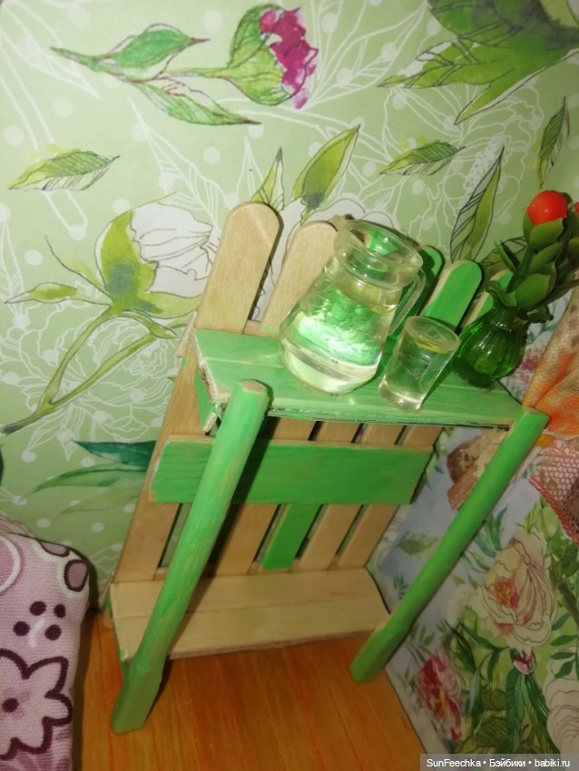 Кукольный дачный домик из коробок