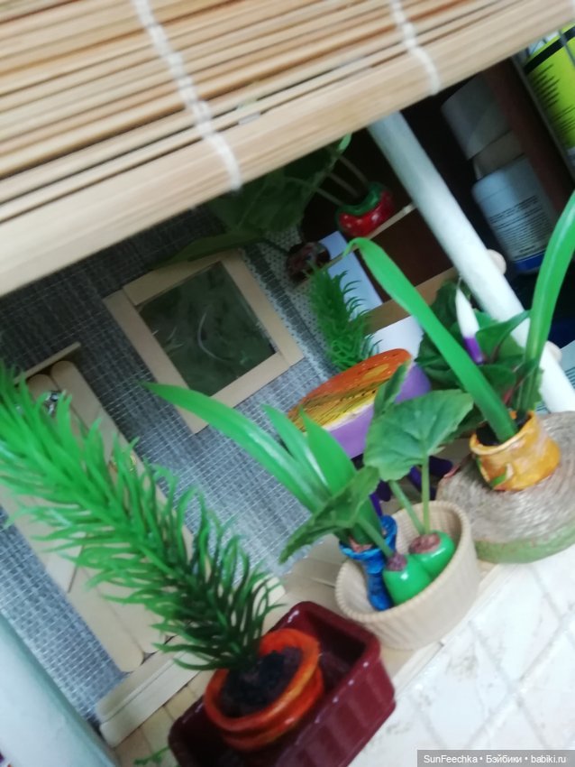 Кукольный дачный домик из коробок