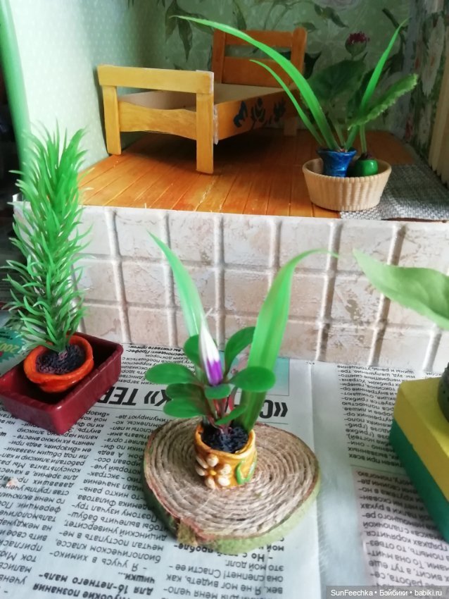 Кукольный дачный домик из коробок