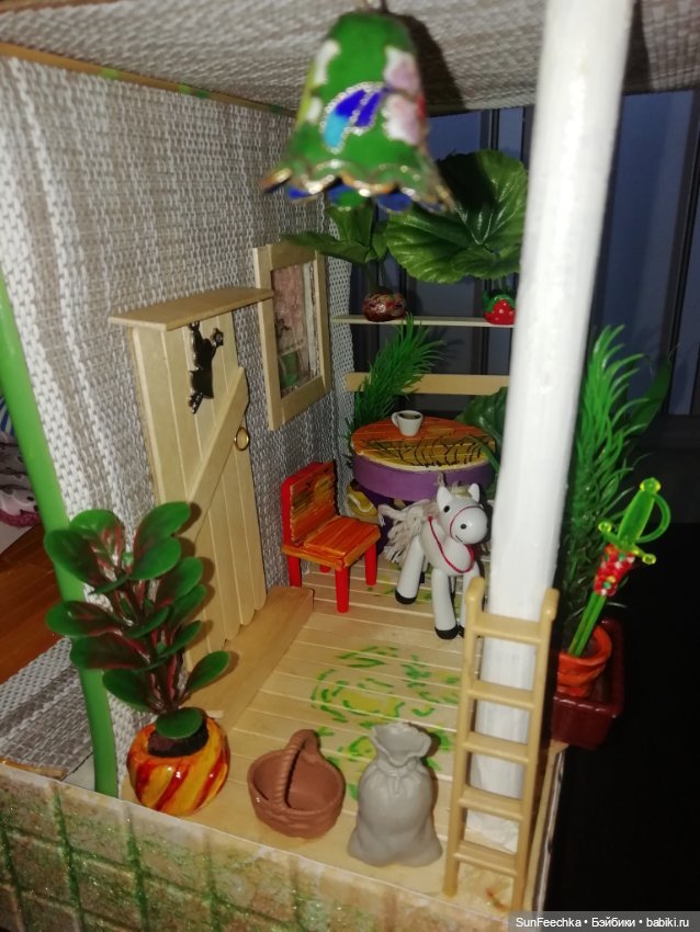 Кукольный дачный домик из коробок