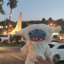 Fuggler дома не сидит